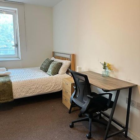 New Build 2 Bedroom With 2 Bath In London Eksteriør billede