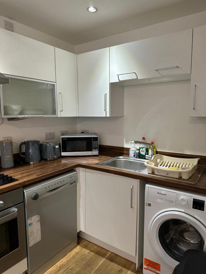 New Build 2 Bedroom With 2 Bath In London Eksteriør billede