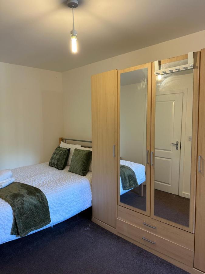 New Build 2 Bedroom With 2 Bath In London Eksteriør billede