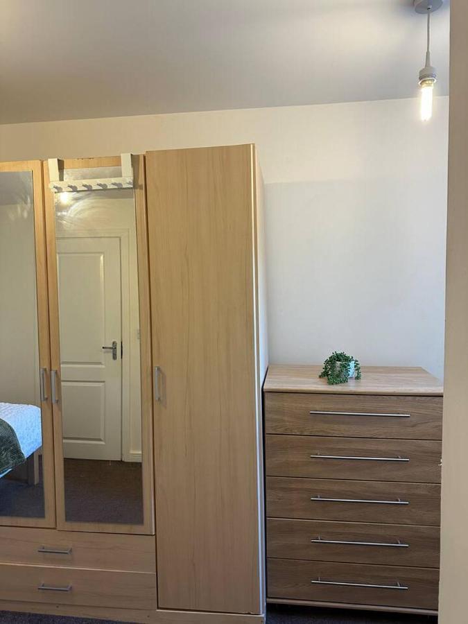 New Build 2 Bedroom With 2 Bath In London Eksteriør billede