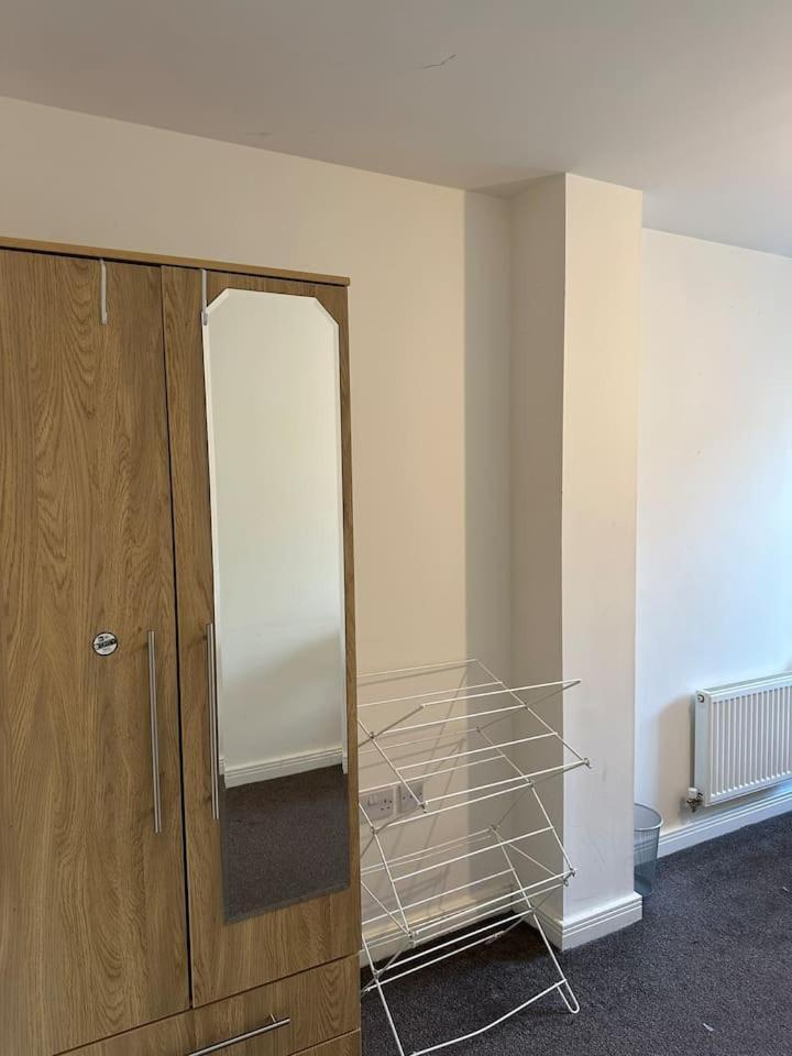 New Build 2 Bedroom With 2 Bath In London Eksteriør billede