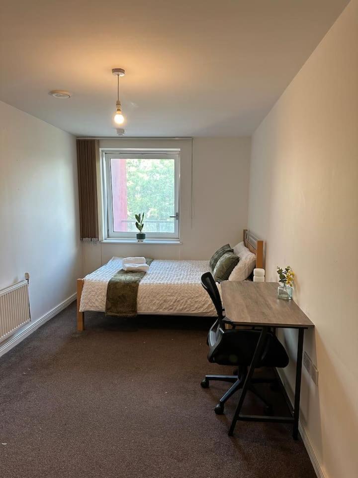 New Build 2 Bedroom With 2 Bath In London Eksteriør billede