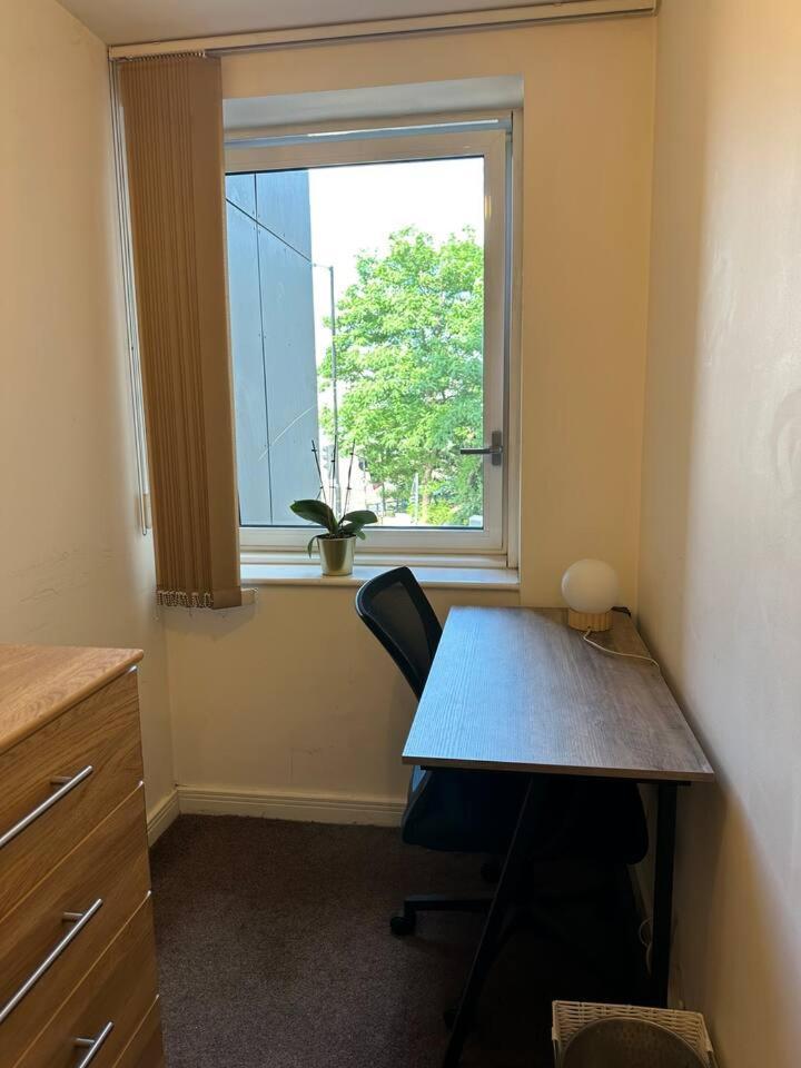 New Build 2 Bedroom With 2 Bath In London Eksteriør billede