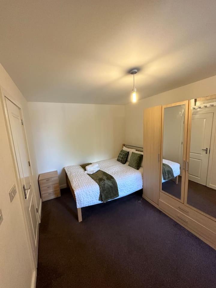 New Build 2 Bedroom With 2 Bath In London Eksteriør billede
