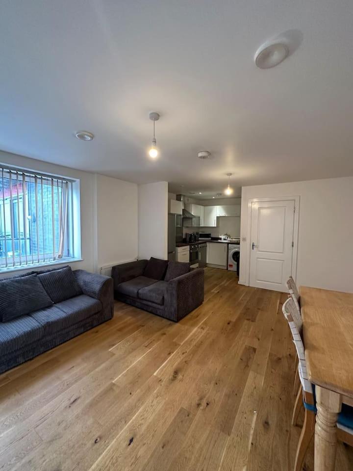 New Build 2 Bedroom With 2 Bath In London Eksteriør billede