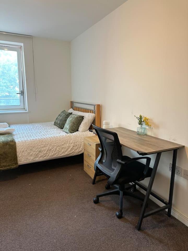 New Build 2 Bedroom With 2 Bath In London Eksteriør billede