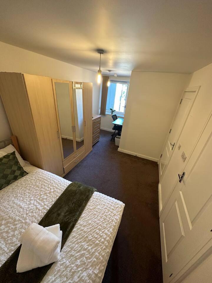 New Build 2 Bedroom With 2 Bath In London Eksteriør billede