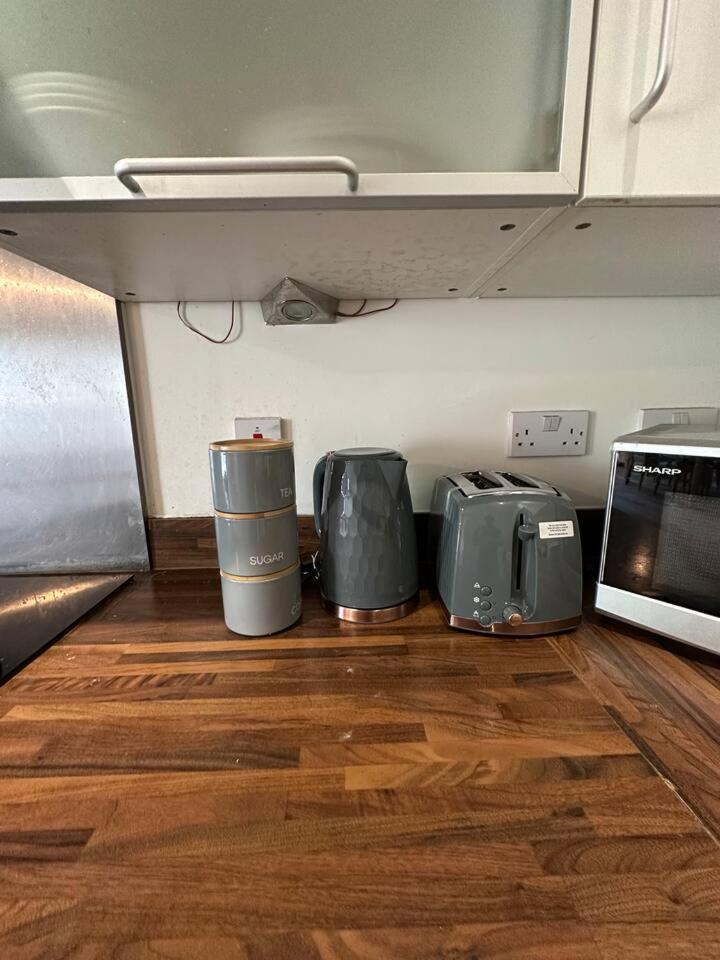 New Build 2 Bedroom With 2 Bath In London Eksteriør billede