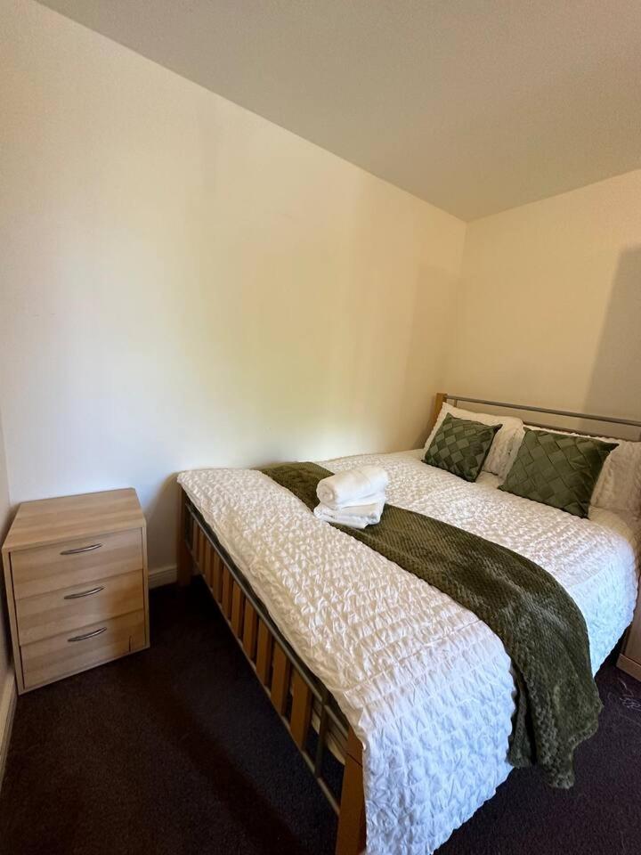 New Build 2 Bedroom With 2 Bath In London Eksteriør billede