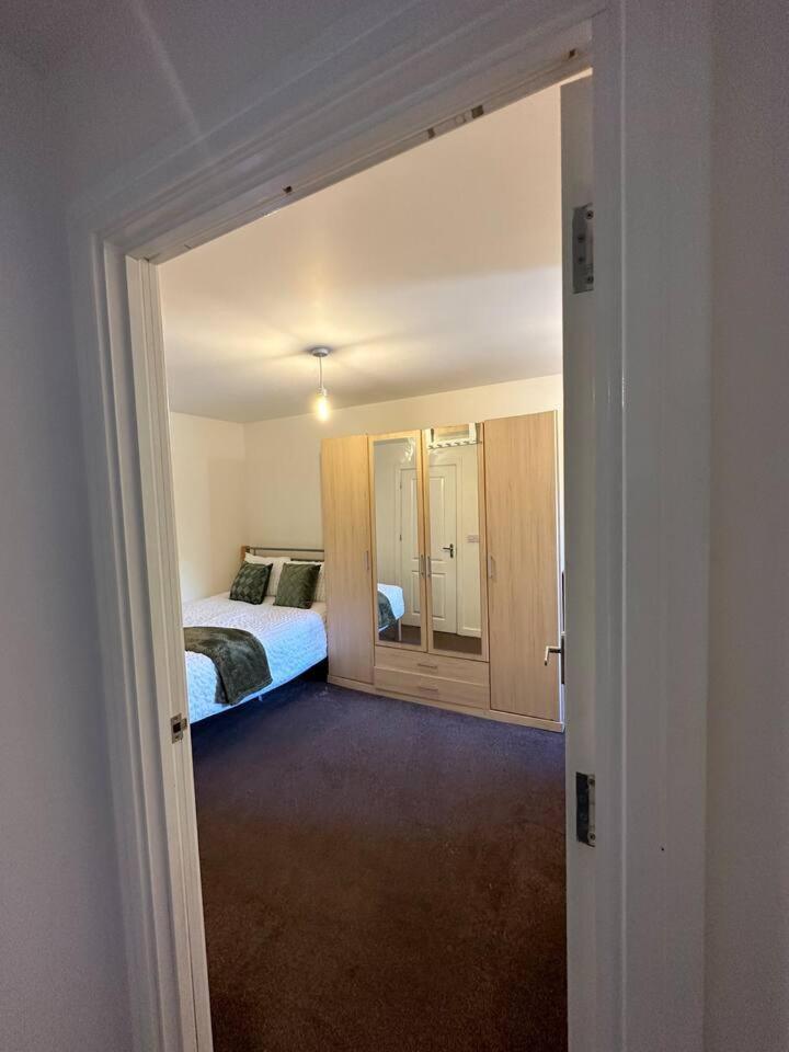 New Build 2 Bedroom With 2 Bath In London Eksteriør billede